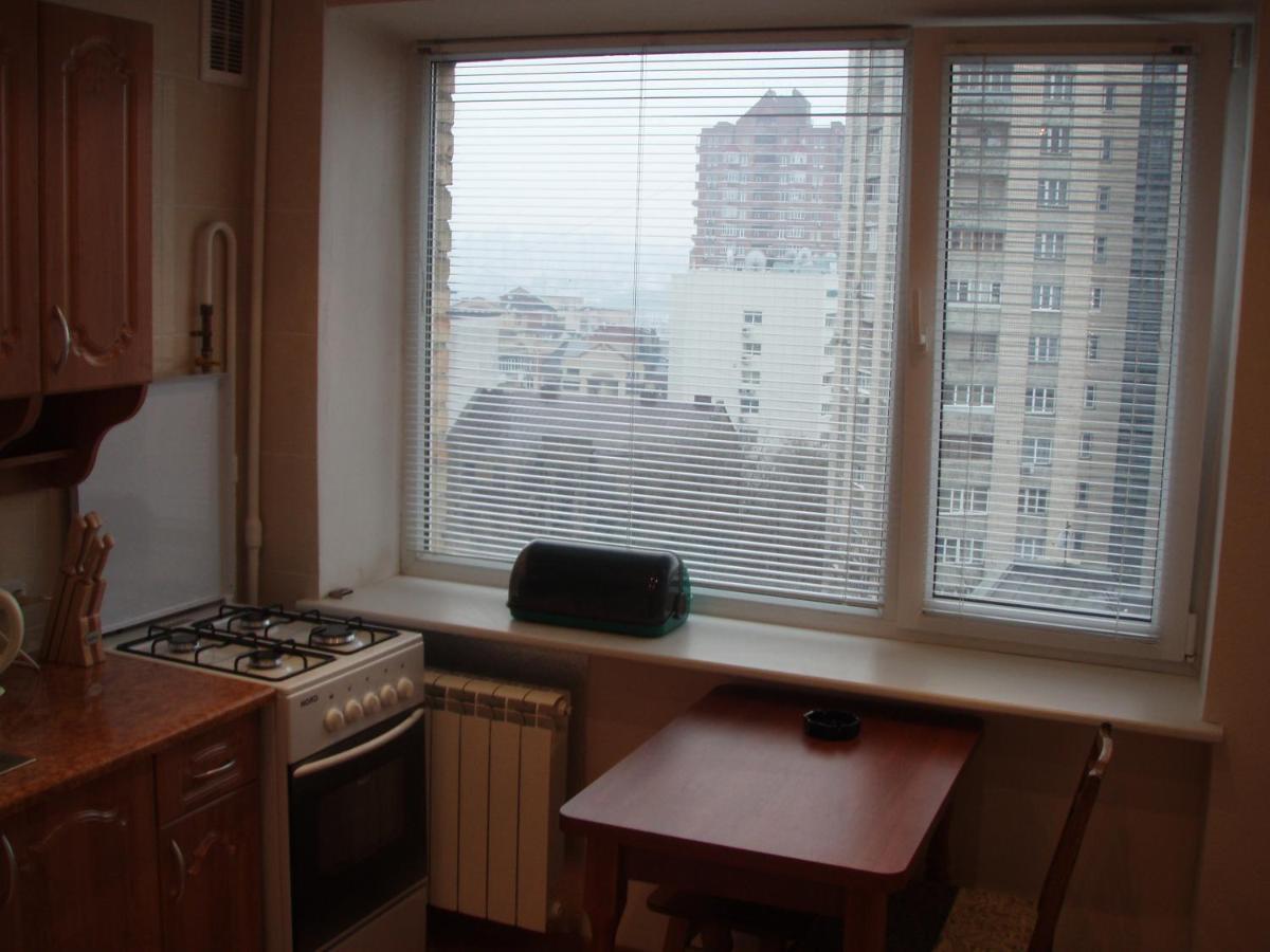 Квартира На Тургеневской Kyiv Exterior foto
